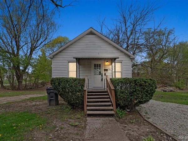 76 N Merrimac Street, Pontiac, MI 48340