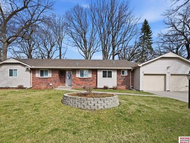 312 Forest Drive , Bellevue, NE 68005