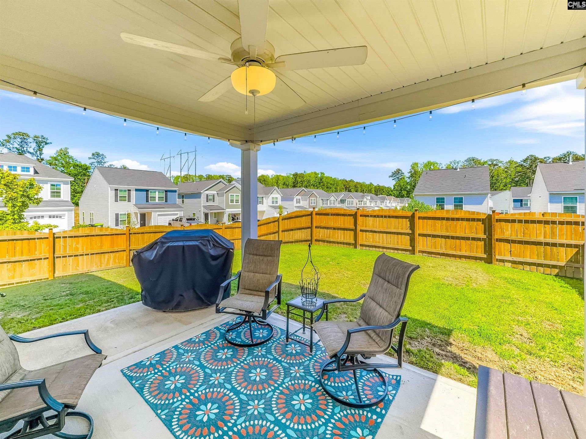 684 Dundee Court  Photo 24