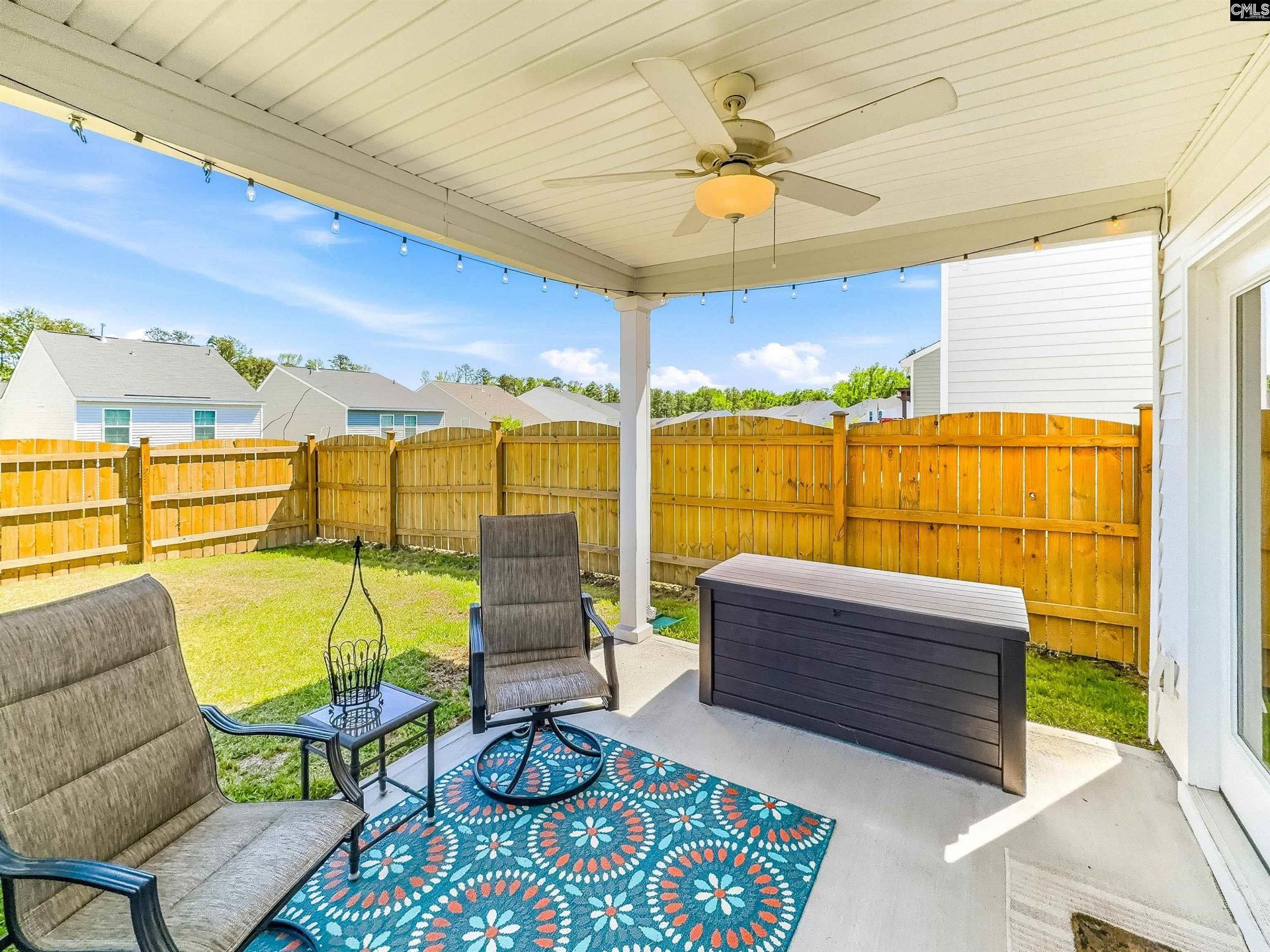 684 Dundee Court  Photo 25