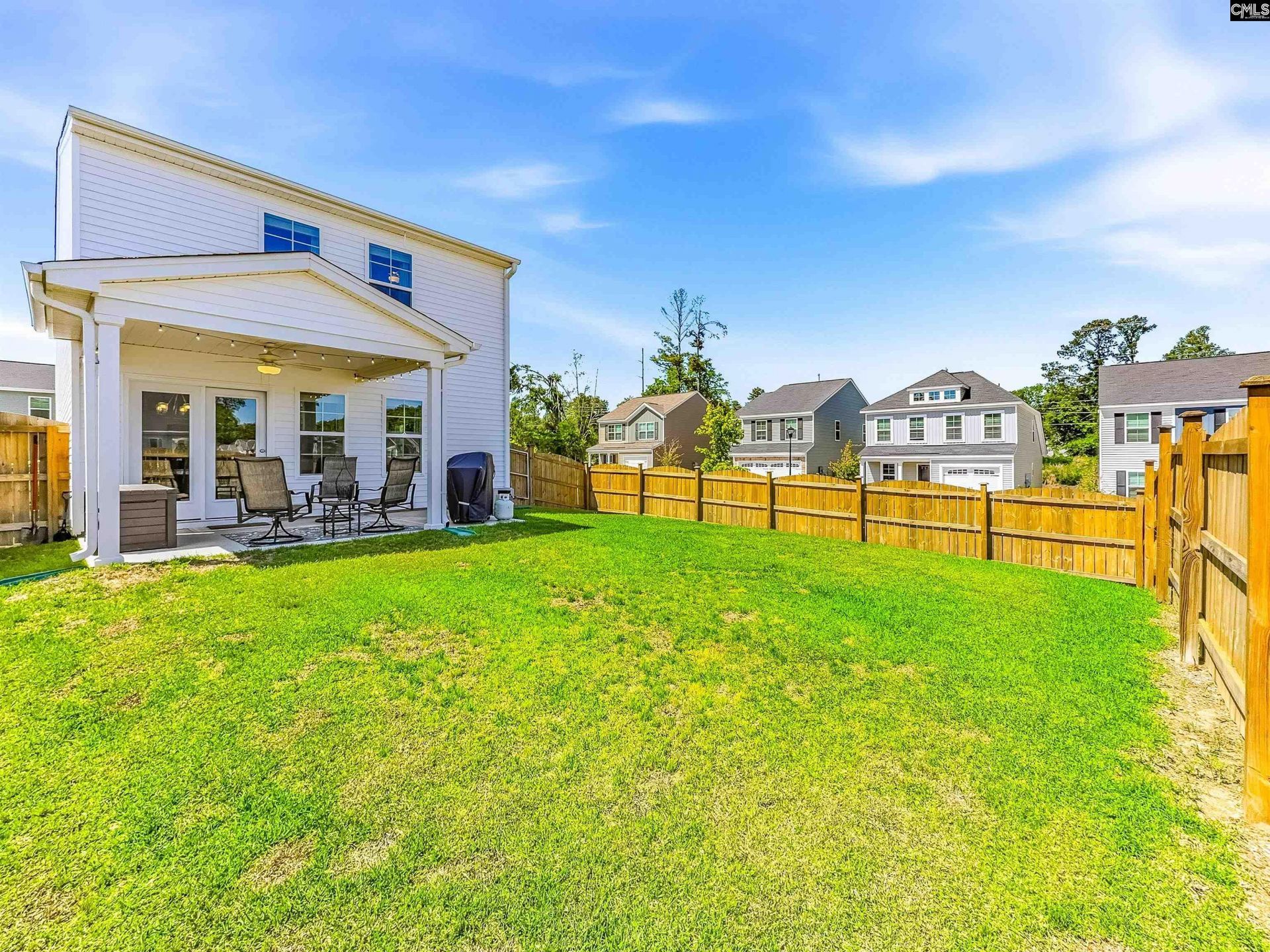 684 Dundee Court  Photo 26