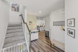 684 Dundee Court  photo 4