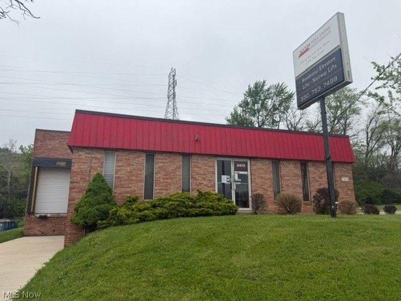 2415 Gilchrist Road, Akron, OH 44305 Photo 12