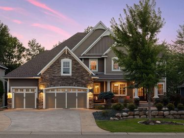 5295 Ranchview Lane N, Plymouth, MN 55446