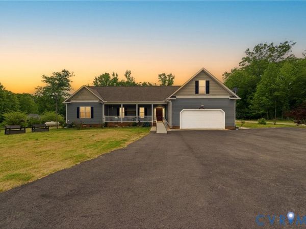 403 Oaktree Road, Williamsburg, VA 23188