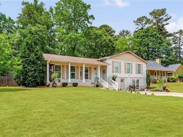 1262 Jordan Road , Powder Springs, GA 30127