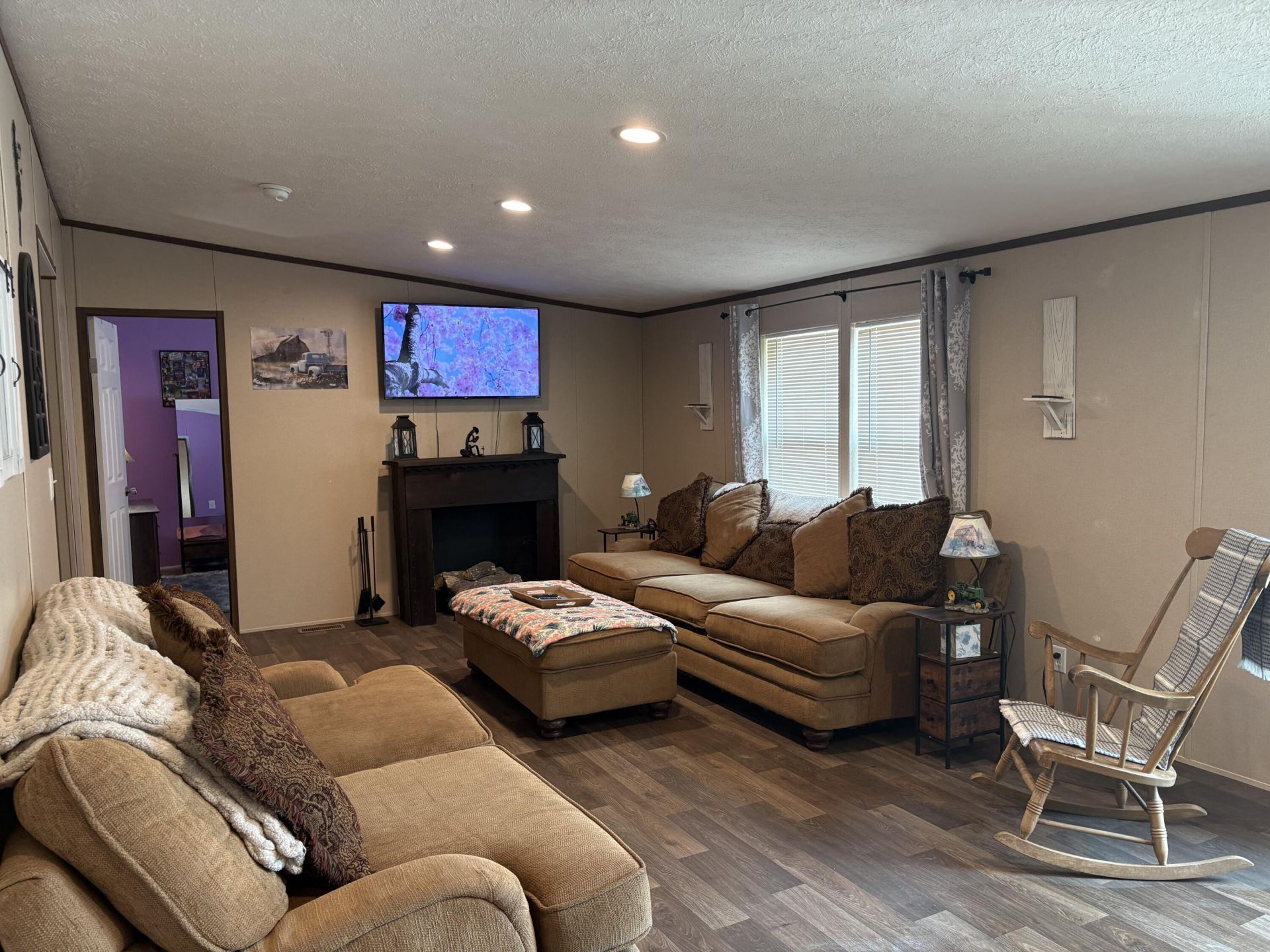 130 Zone Way Photo 16