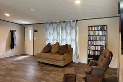 130 Zone Way photo 4