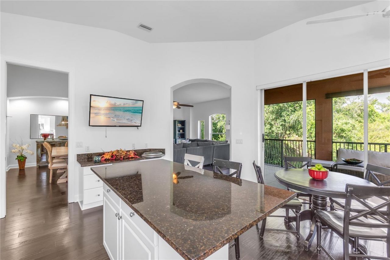 5469 46th Court W, Bradenton, FL 34210 Photo