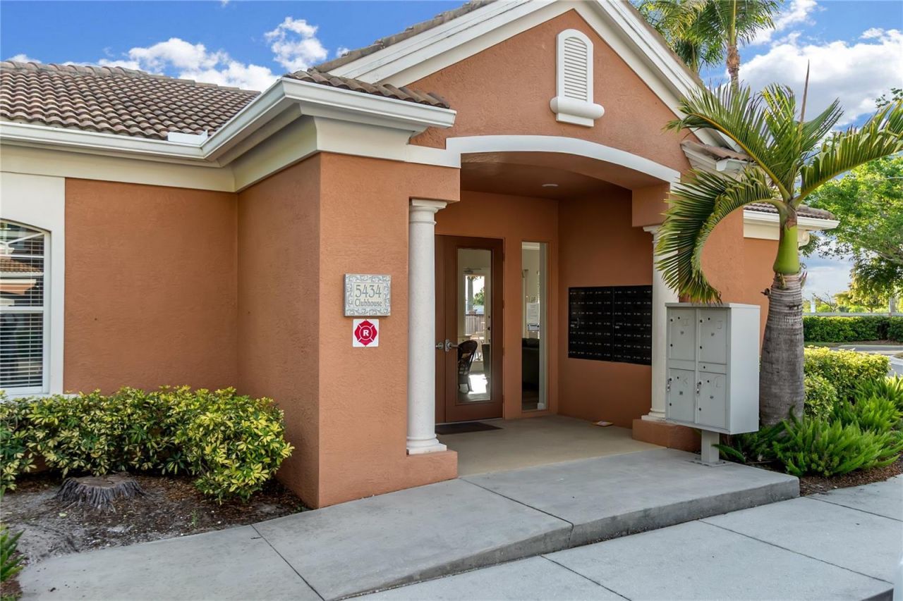 5469 46th Court W, Bradenton, FL 34210 Photo