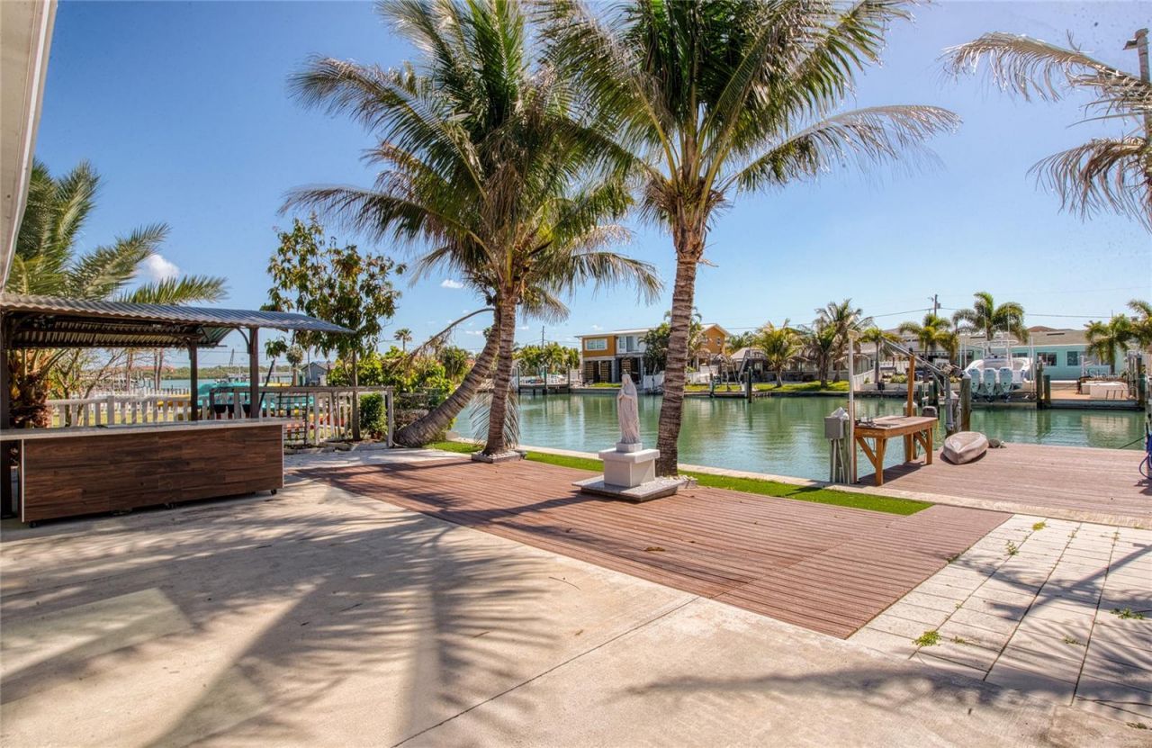 551 Crystal Drive , Madeira Beach, FL 33708 Photo