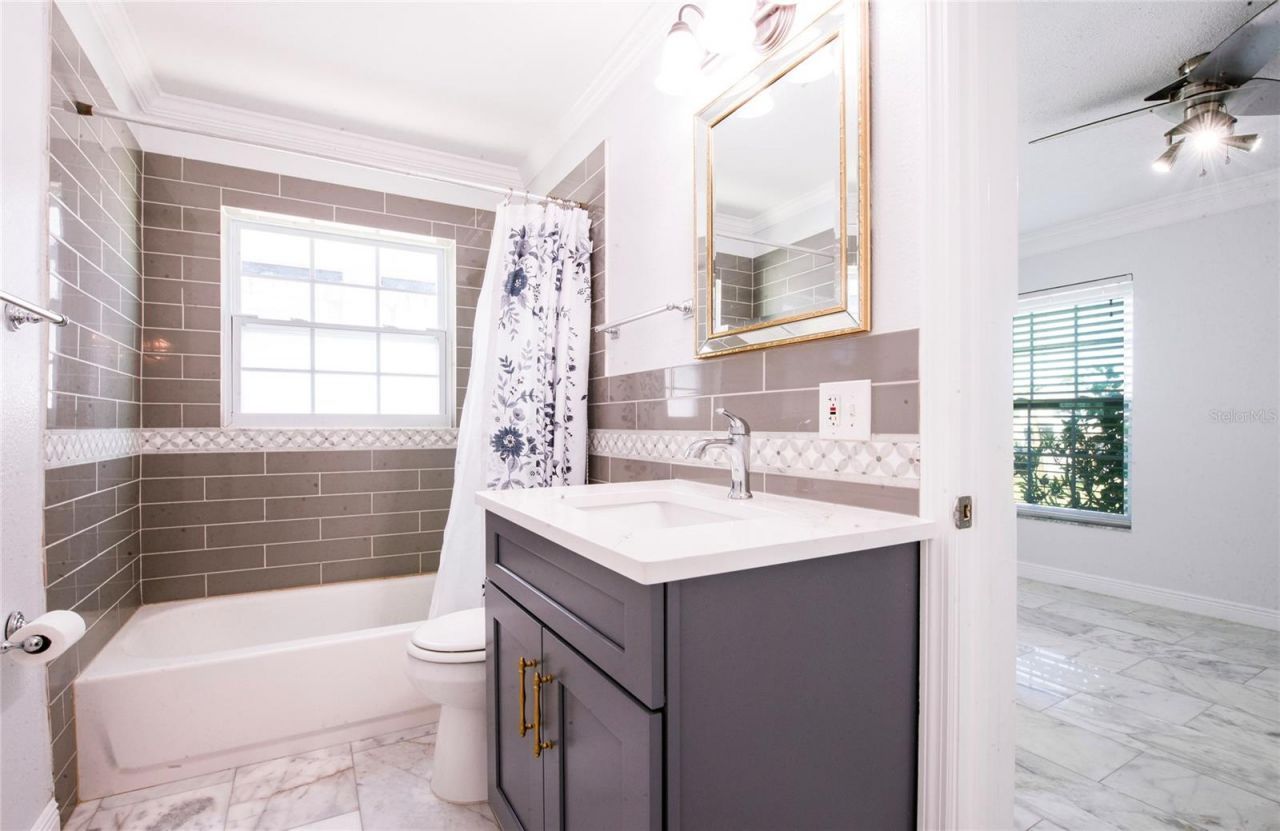 551 Crystal Drive , Madeira Beach, FL 33708 Photo