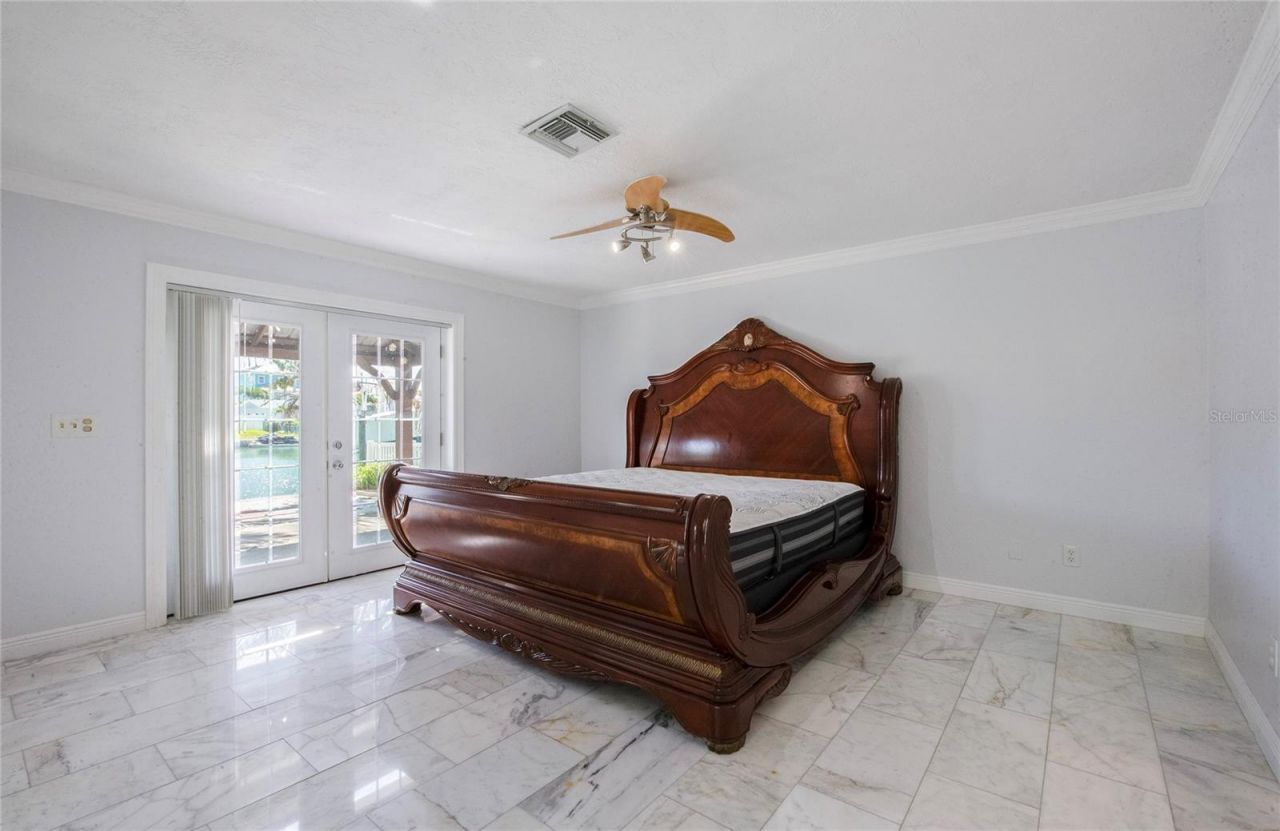 551 Crystal Drive , Madeira Beach, FL 33708 Photo