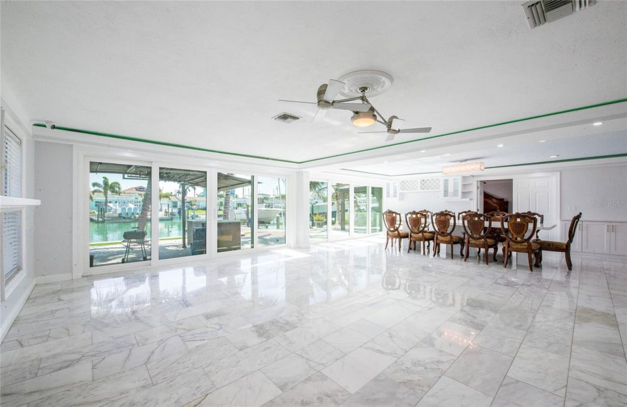 551 Crystal Drive , Madeira Beach, FL 33708 Photo