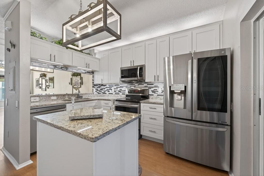 6353 Bayside Key Drive, Tampa, FL 33615 Photo
