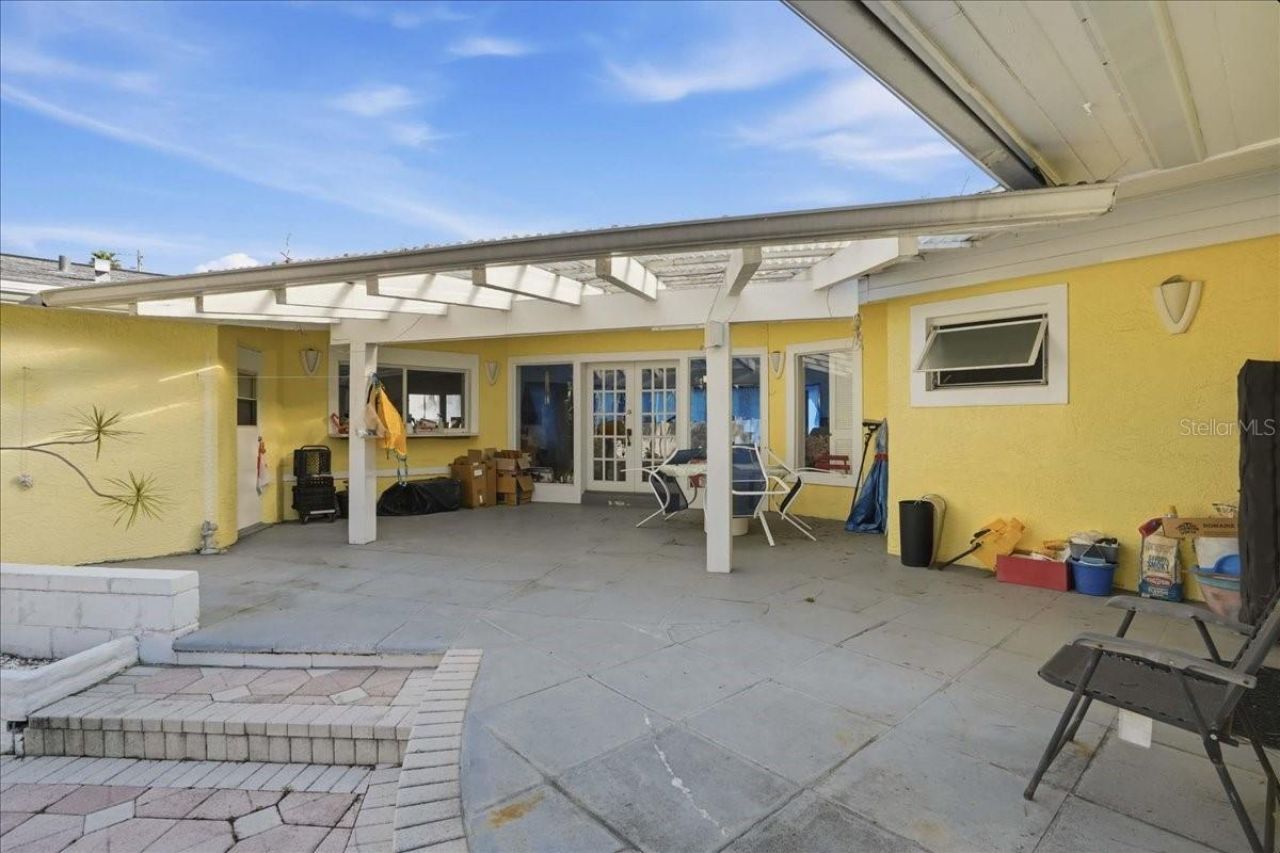 16007 Gulf Boulevard , Redington Beach, FL 33708 Photo