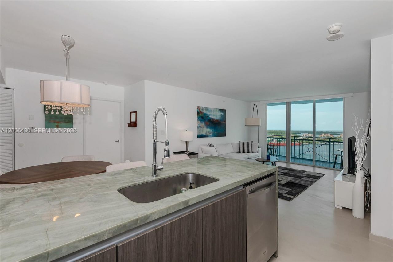 90 Alton Rd, Unit 2304, Miami Beach, FL 33139 Photo
