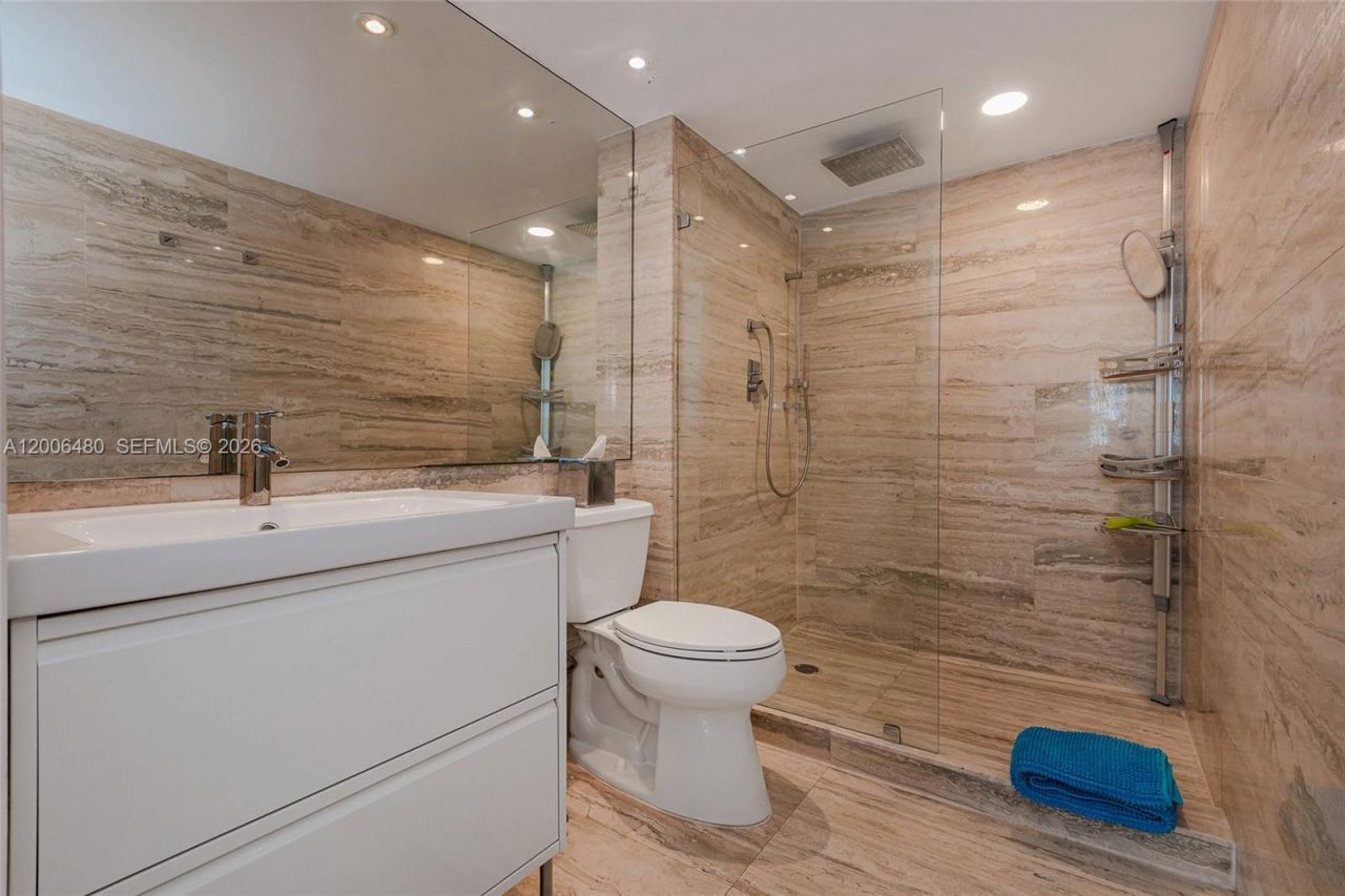 90 Alton Rd, Unit 2304, Miami Beach, FL 33139 Photo