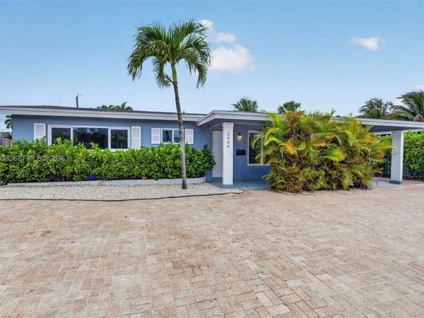 2909 NW 9th Ave , Wilton Manors, FL 33311