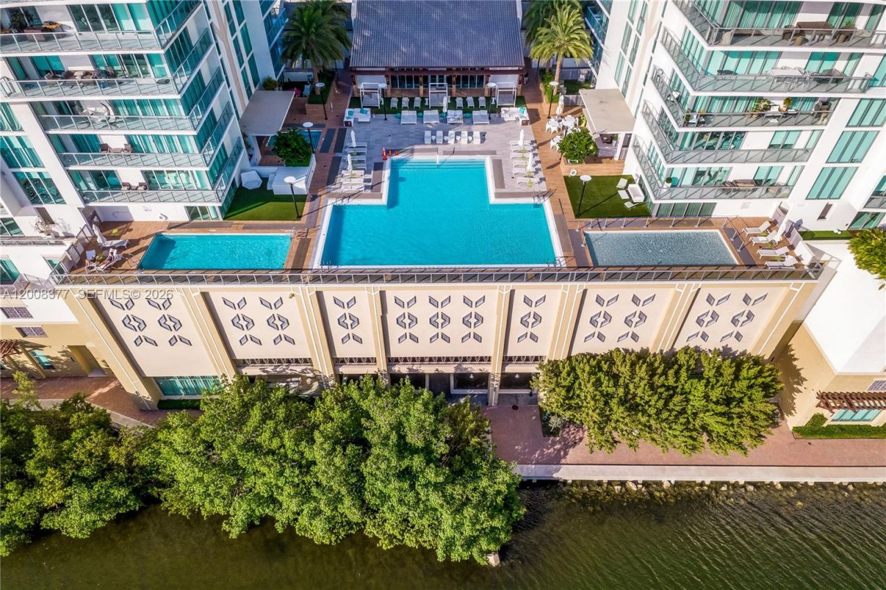 330 Sunny Isles Blvd , Unit 5-2403, Sunny Isles Beach, FL 33160 Photo