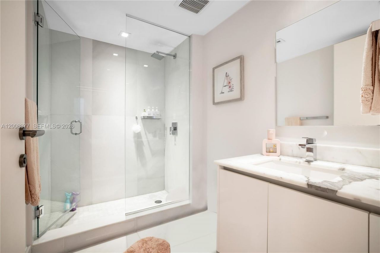 330 Sunny Isles Blvd , Unit 5-2403, Sunny Isles Beach, FL 33160 Photo