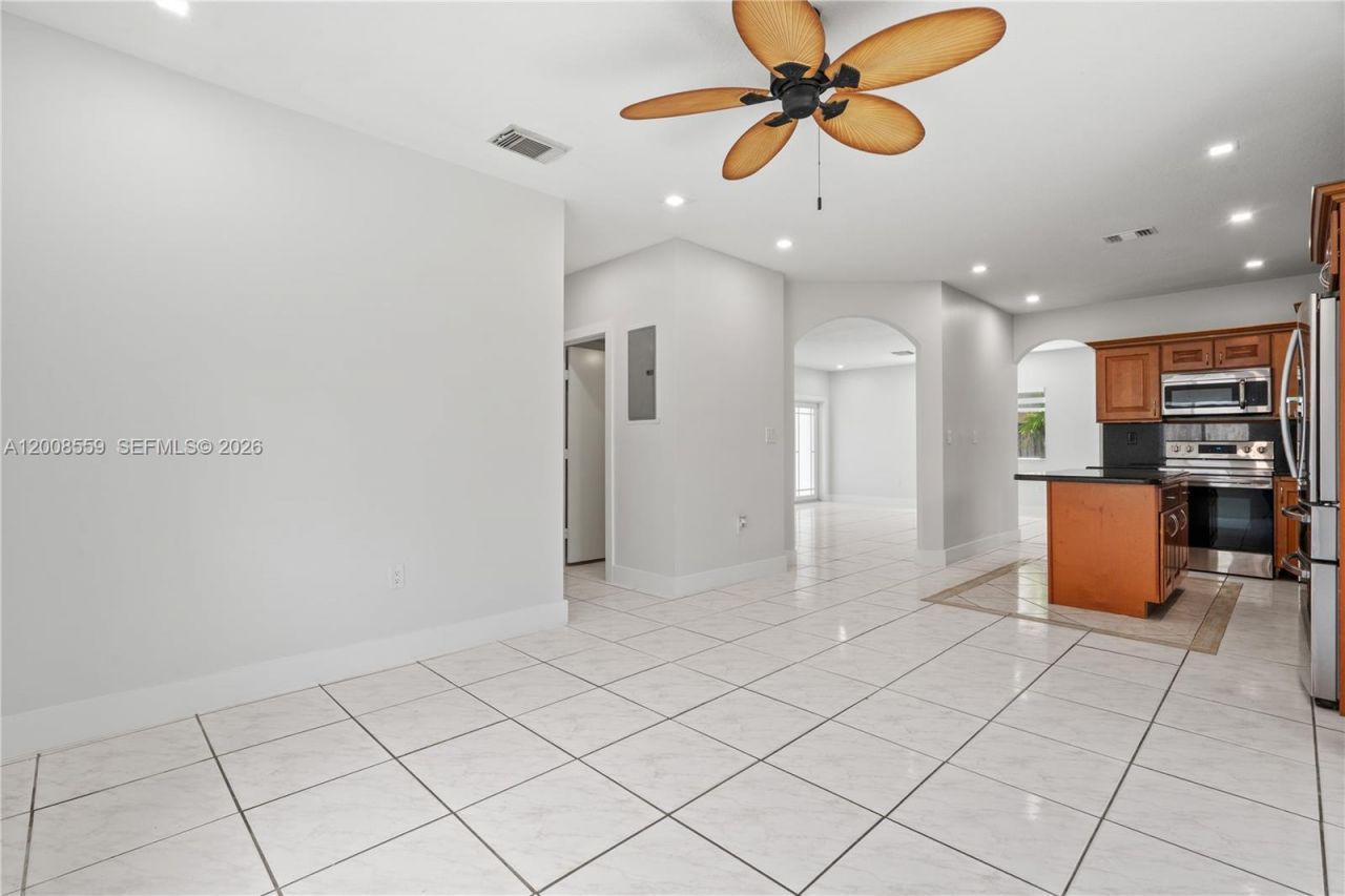 9576 SW 162nd Path , Miami, FL 33196 Photo