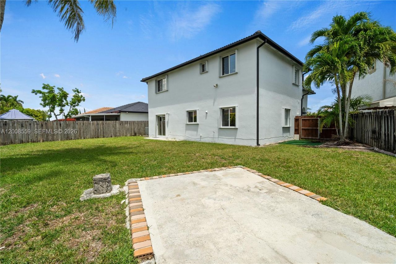 9576 SW 162nd Path , Miami, FL 33196 Photo