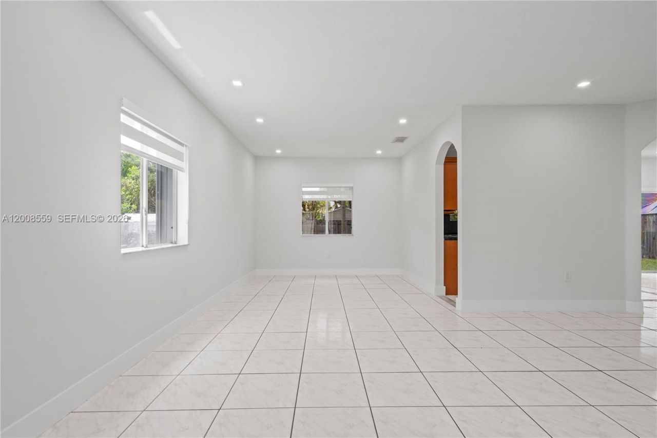 9576 SW 162nd Path , Miami, FL 33196 Photo