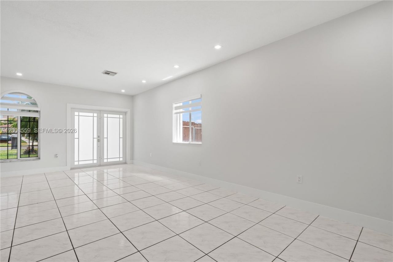 9576 SW 162nd Path , Miami, FL 33196 Photo