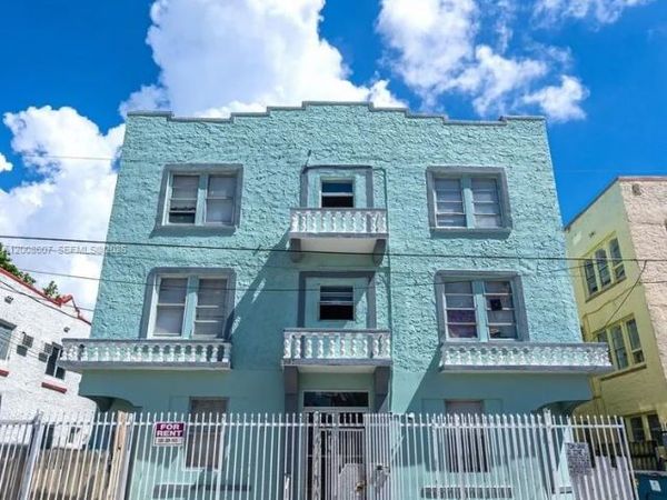 967 SW 5th St , Unit 12A, Miami, FL 33130