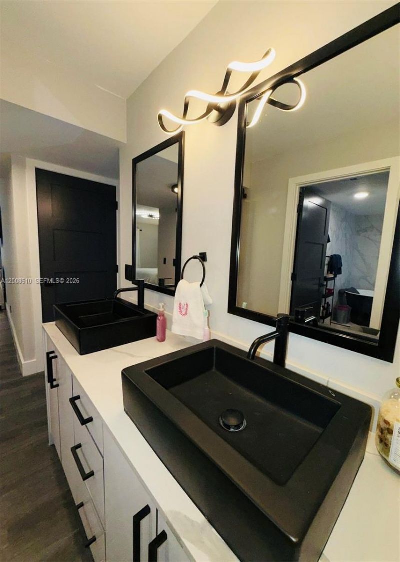 5800 Camino Del Sol , Unit 306, Boca Raton, FL 33433 Photo