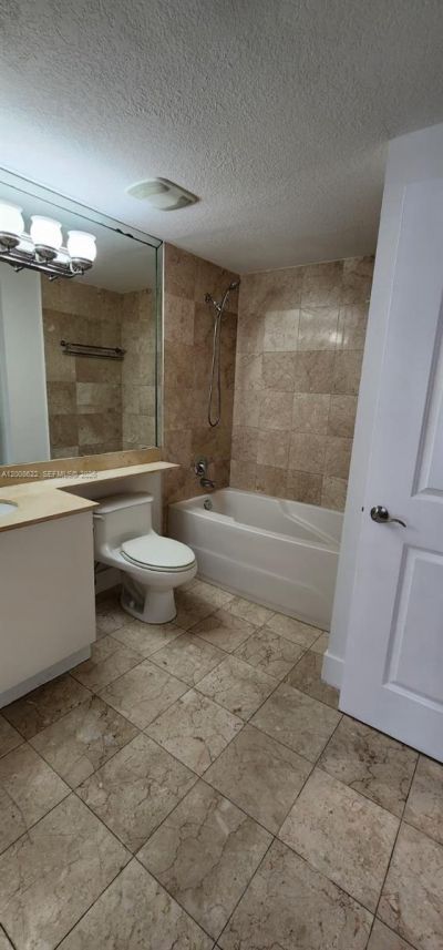 170 SE 14th St , Unit 1408, Miami, FL 33131 Photo