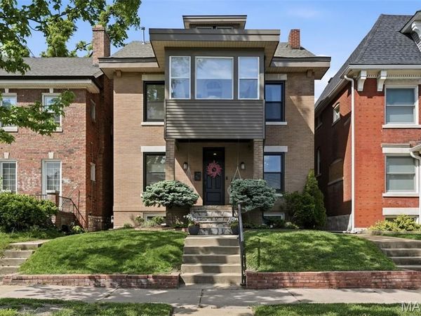 5733 Waterman Boulevard, St Louis, MO 63112