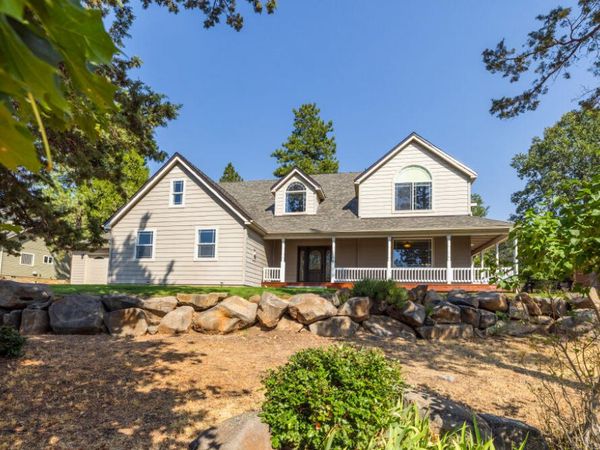 10831 Kestrel Road, Klamath Falls, OR 97601