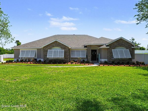 3812 Woodhaven Court , Titusville, FL 32796