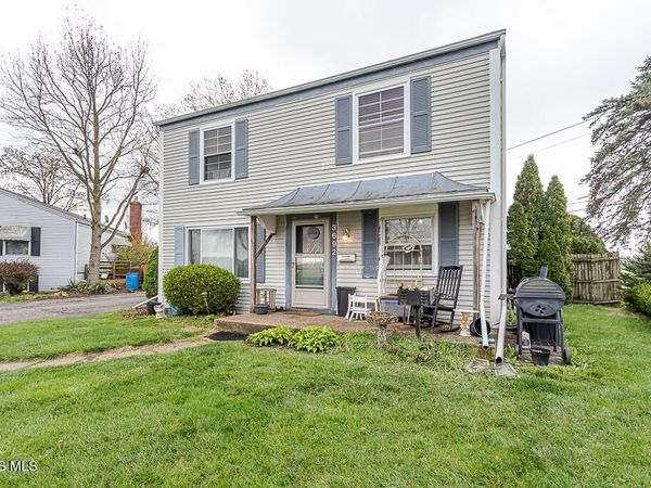 3692 Lakepointe Drive , Northwood, OH 43619