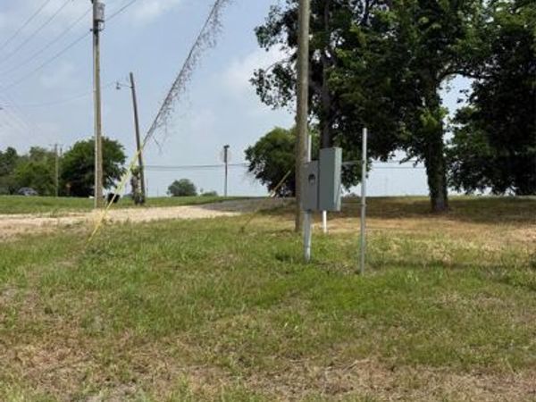 430 N Dallas Street, Palmer, TX 75152