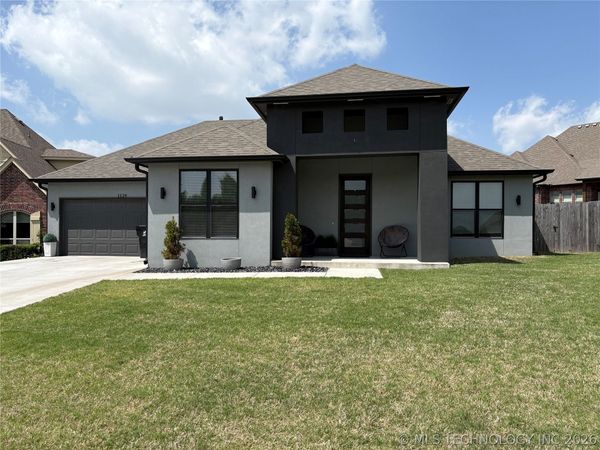 1129 W Fargo Lane, Broken Arrow, OK 74012
