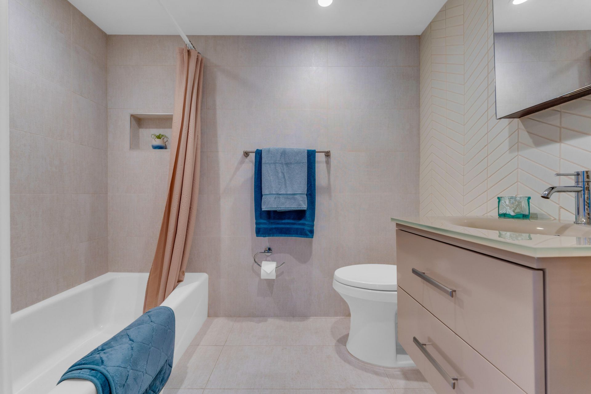 50 SE 12th Street, Unit 2260, Boca Raton, FL 33432 Photo