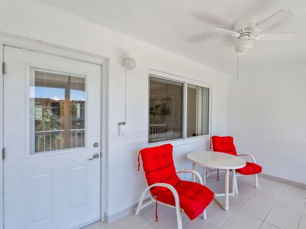 581 Blue Heron Drive, Unit 317-b, Hallandale Beach, FL 33009