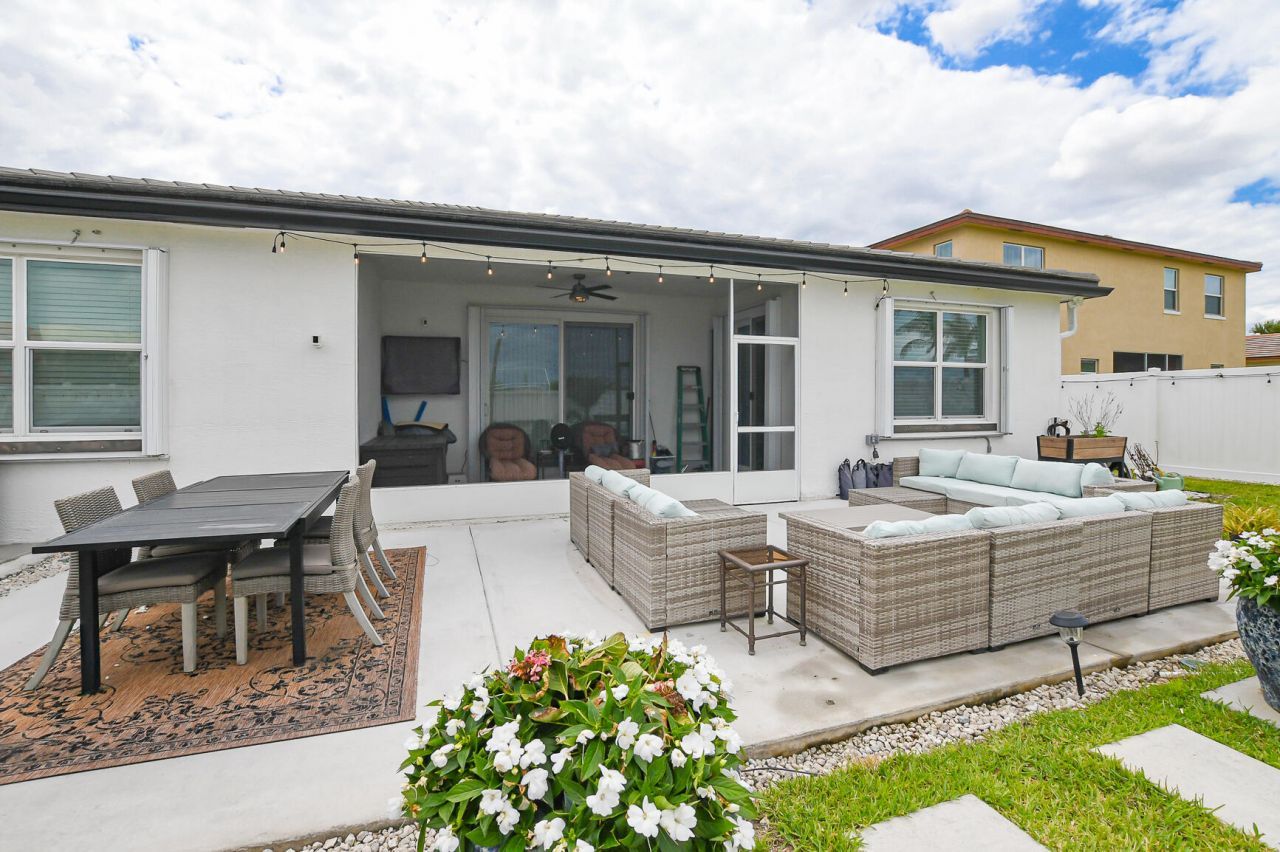 7472 NW Greenspring Street, Port Saint Lucie, FL 34987 Photo