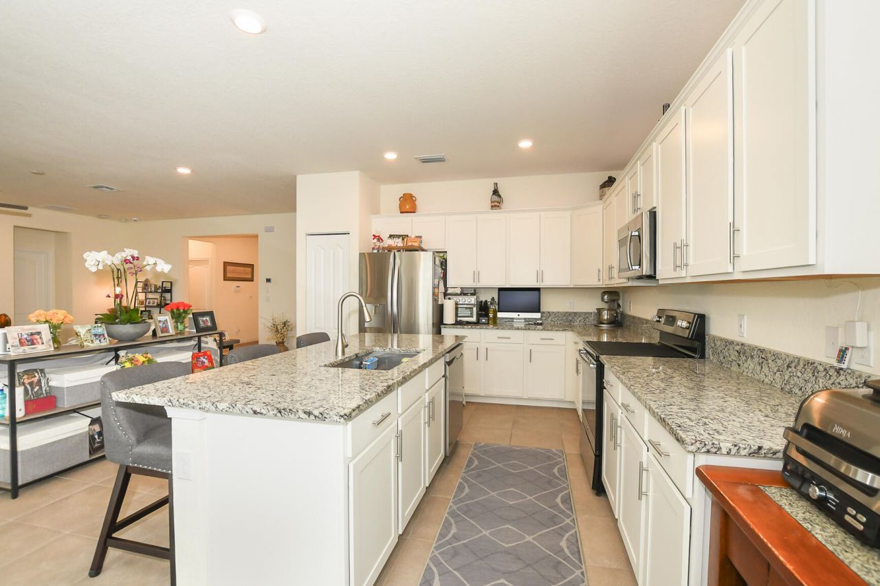 7472 NW Greenspring Street, Port Saint Lucie, FL 34987 Photo