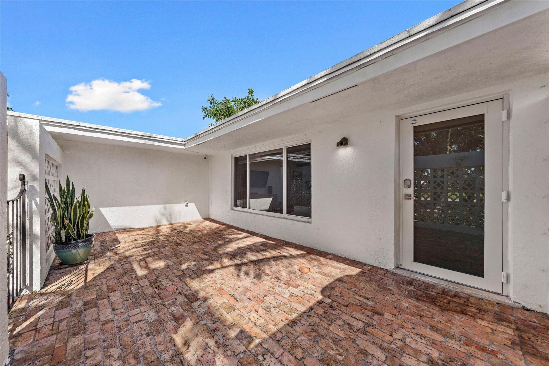421 SW 18th Street, Pompano Beach, FL 33060 Photo