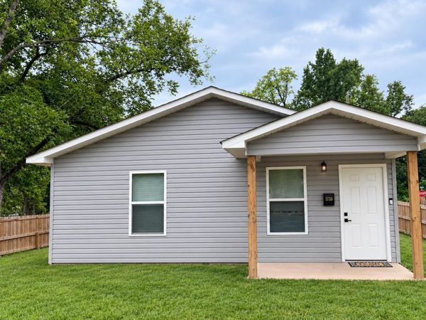 1733 Caddo Street, Arkadelphia, AR 71923