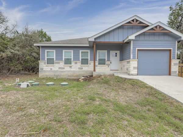 1407 TANGLEWOOD TRL, Spring Branch, TX 78070