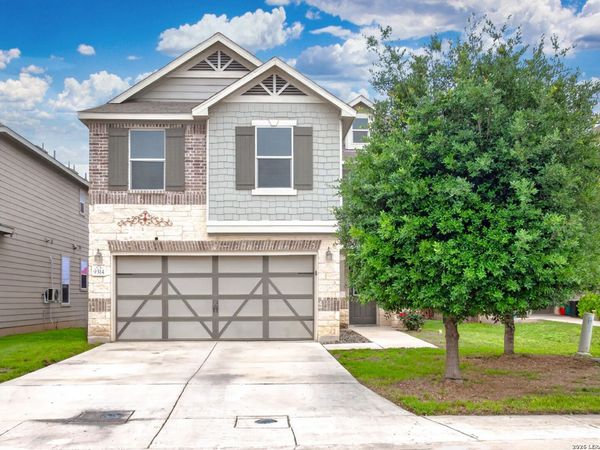 9314 Monsanto, San Antonio, TX 78214