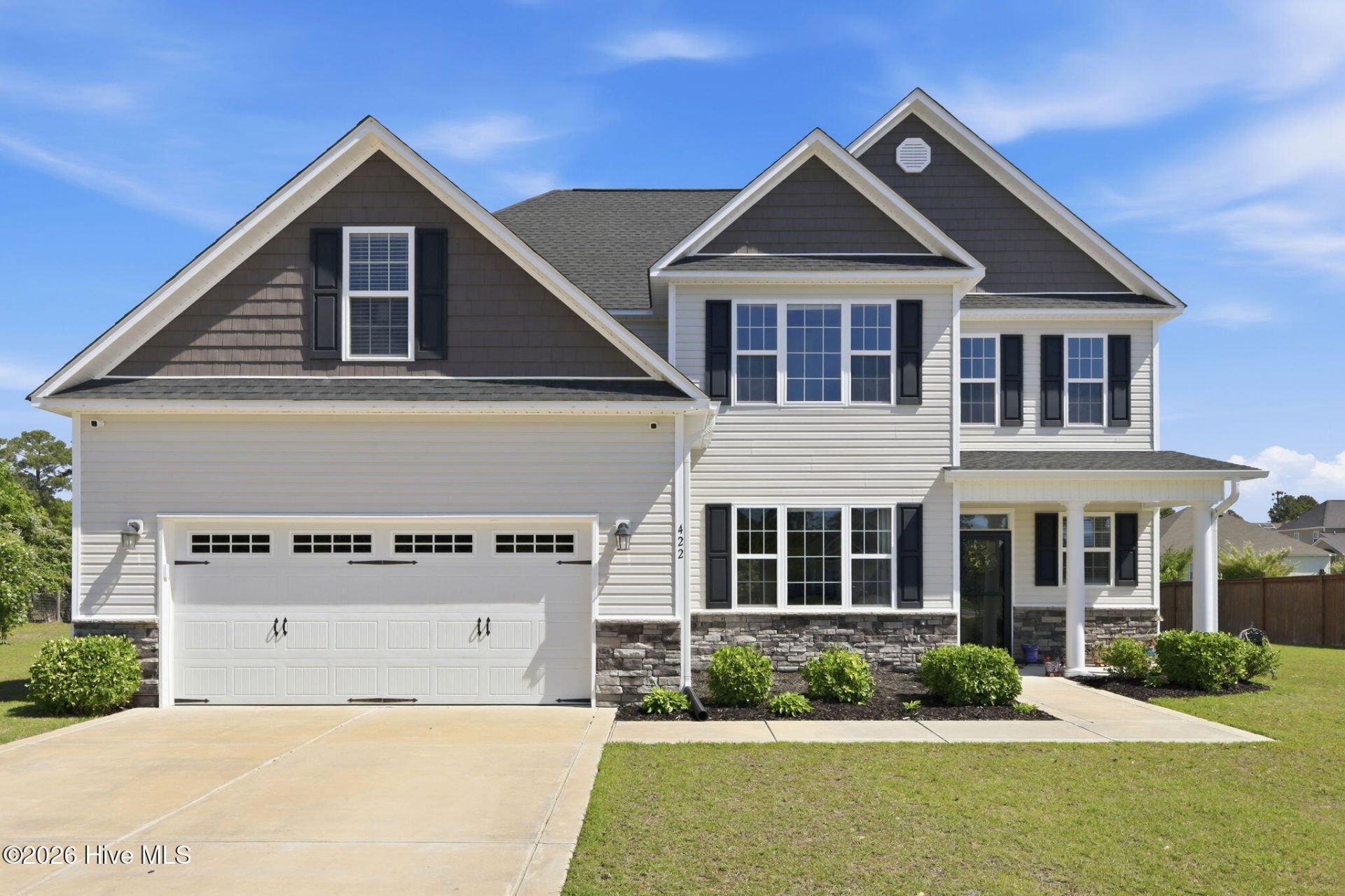 422 Whistling Heron Way, Swansboro, NC 28584 Main Photo