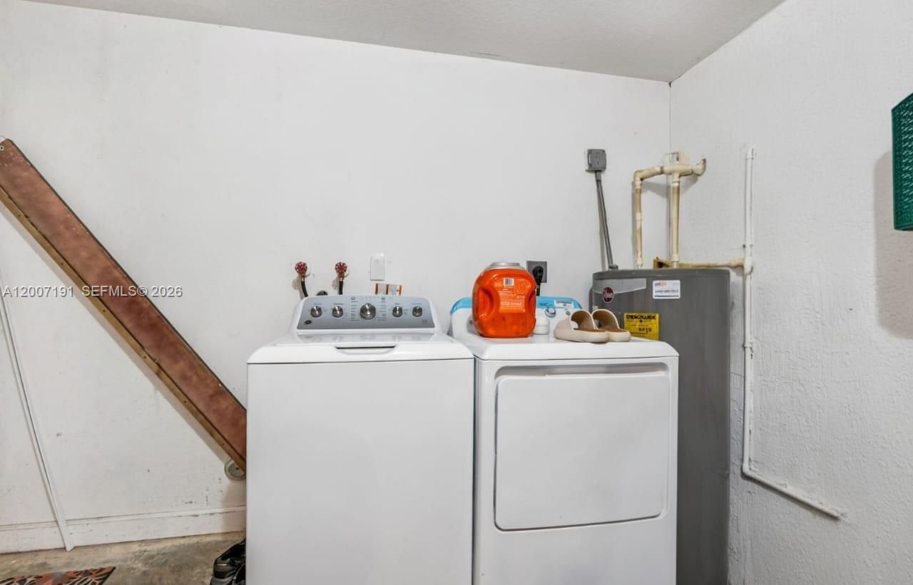 8546 SW 214th Way , Cutler Bay, FL 33189 Photo