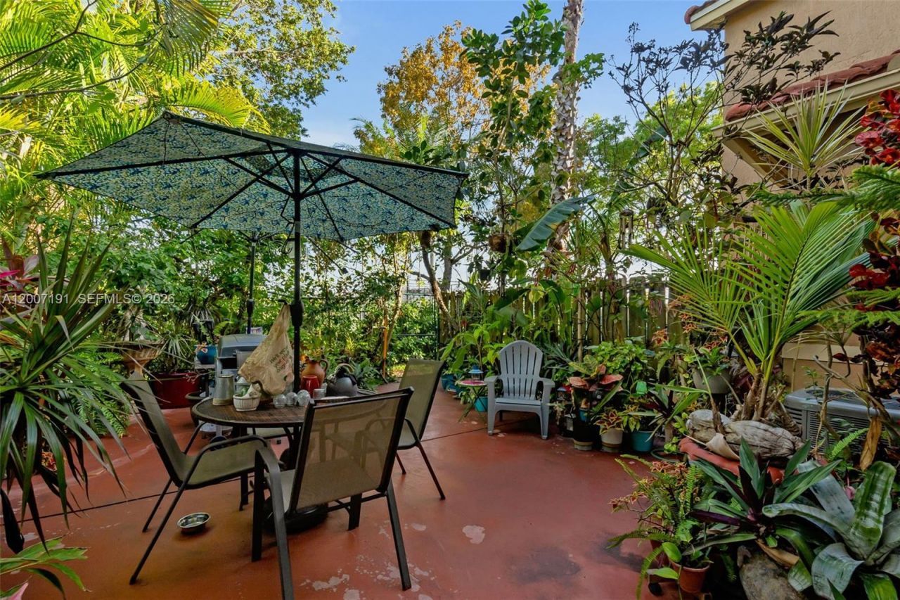 8546 SW 214th Way , Cutler Bay, FL 33189 Photo