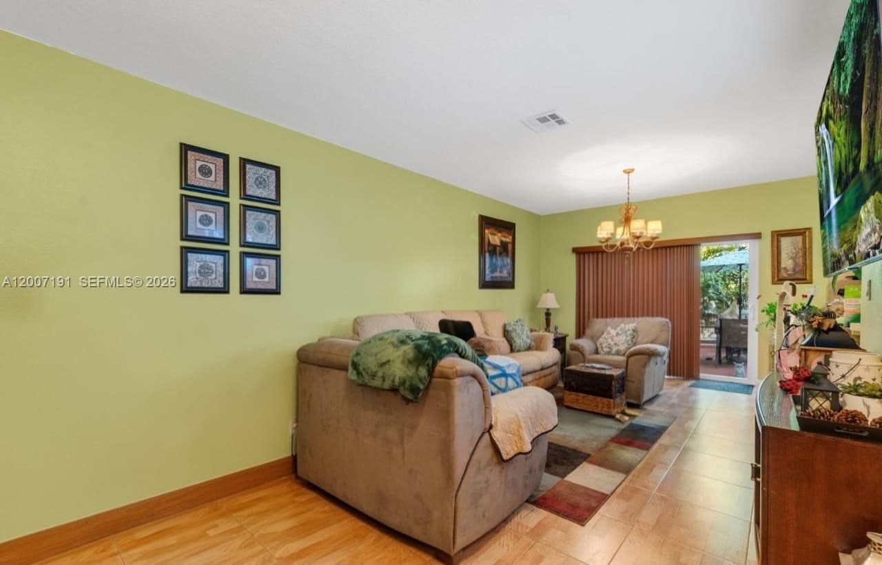 8546 SW 214th Way , Cutler Bay, FL 33189 Photo